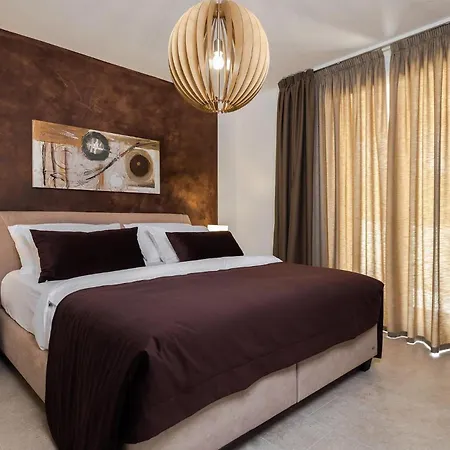 Santa Cruz Tatil Evi Pićan