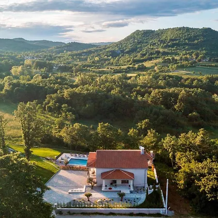 Vakantiehuis Santa Cruz Pićan